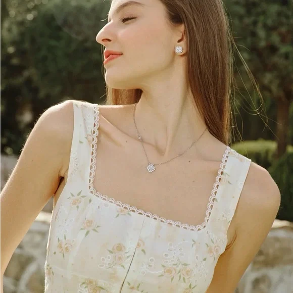 Women's Cream Floral Midi Sundress with Square Neck - Picture 3 of 6